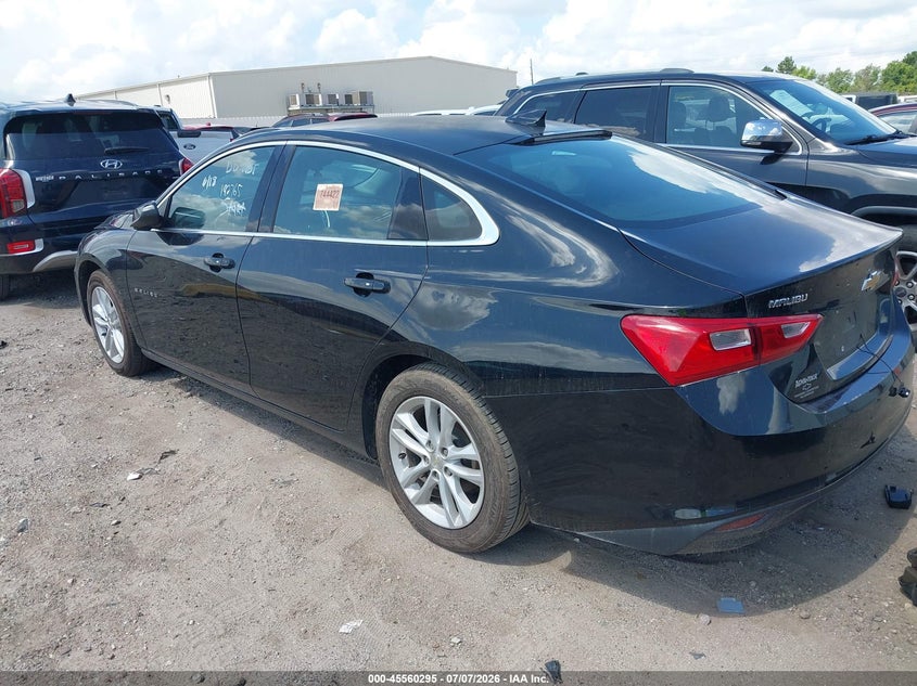 2017 CHEVROLET MALIBU auction photo 3