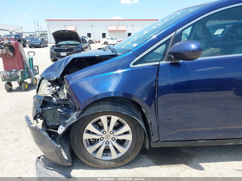 2016 HONDA ODYSSEY auction photo 6