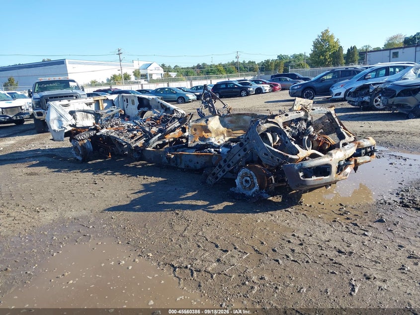 2024 Ford F250, Total Burn, IAAI, VIN 1FT8W2BN0REE44985 — photo 2