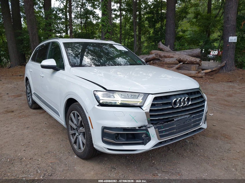 2018 Audi Q7 3.0T Premium VIN: WA1VAAF76JD038575 Lot: 45560392