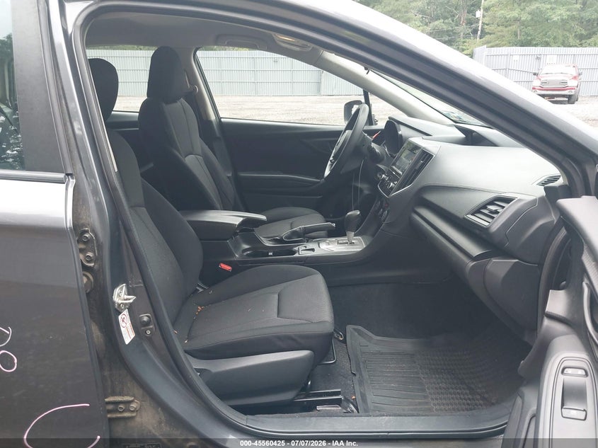 2019 SUBARU IMPREZA auction photo 5