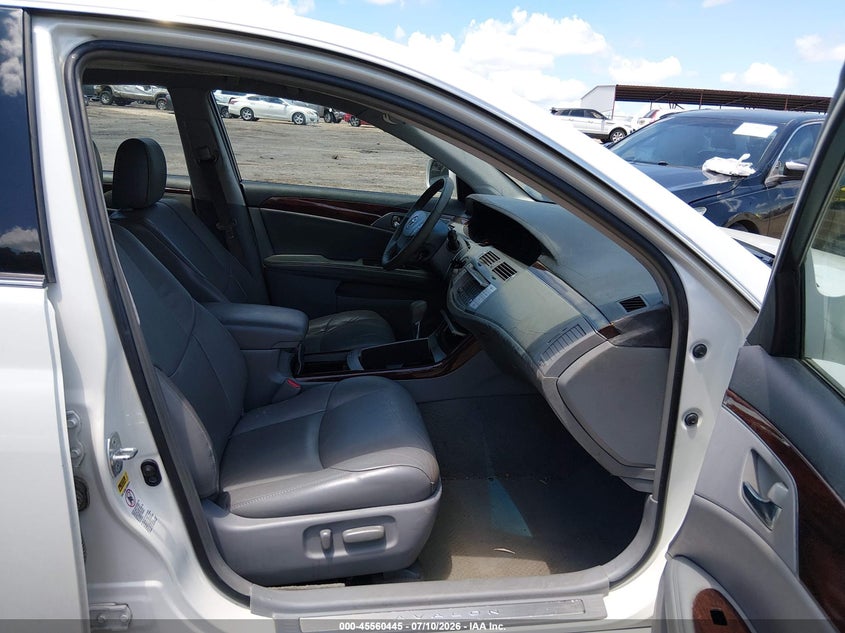 2009 TOYOTA AVALON auction photo 5