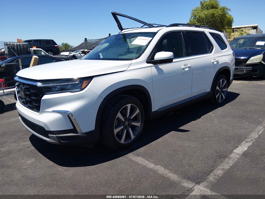 2025 HONDA PILOT auction photo 2