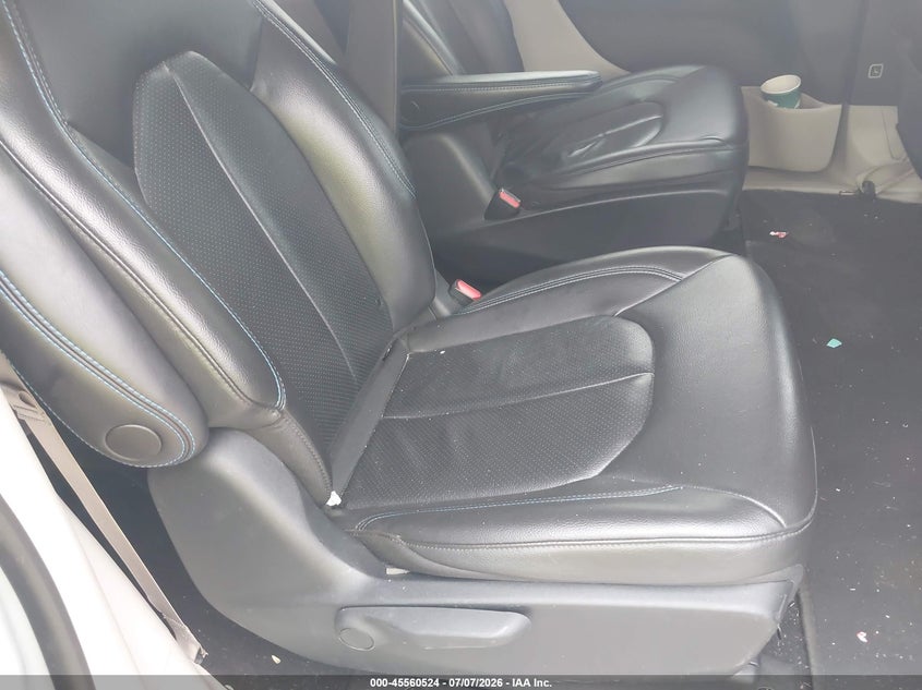 2021 CHRYSLER PACIFICA HYBRID auction photo 8