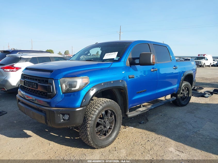 2016 TOYOTA TUNDRA auction photo 2
