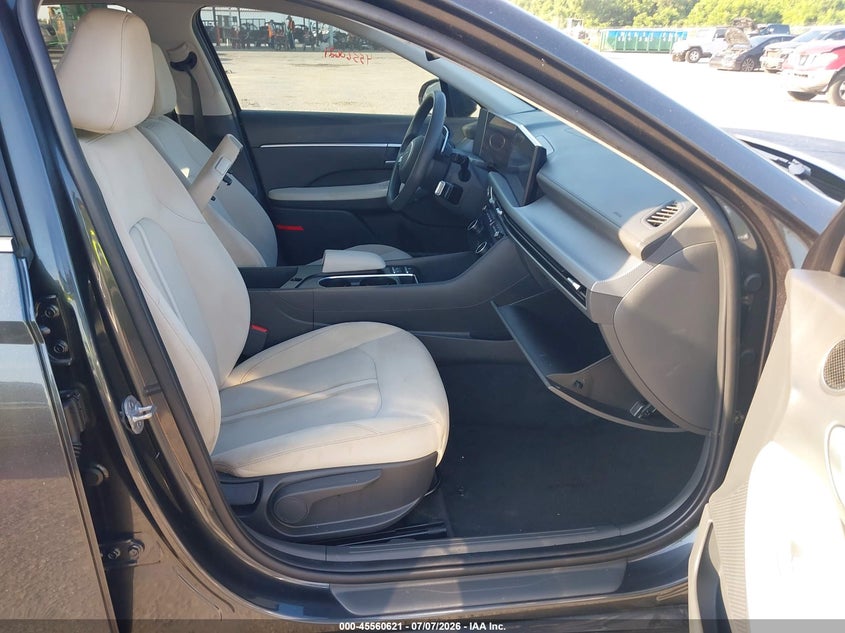 2025 HYUNDAI SONATA auction photo 5