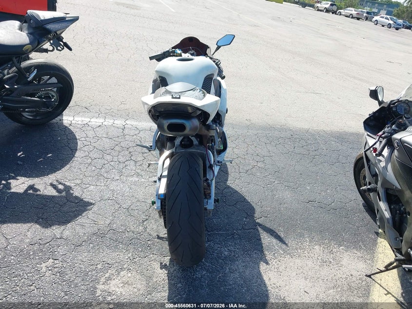 2014 Honda Cbr600 Rr-Abs VIN: JH2PC4084EK700013 Lot: 45560631