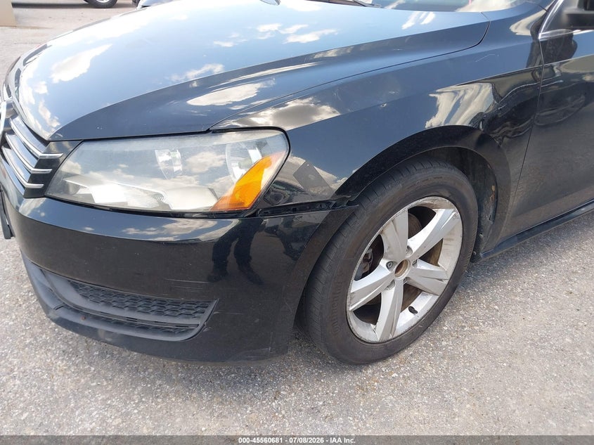 2013 Volkswagen Passat 2.5L Se VIN: 1VWBP7A33DC037003 Lot: 45560681