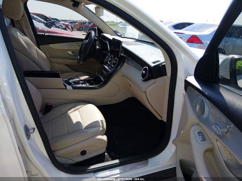 MERCEDES-BENZ GLC 300 2017 VIN WDC0G4KB5HF184212