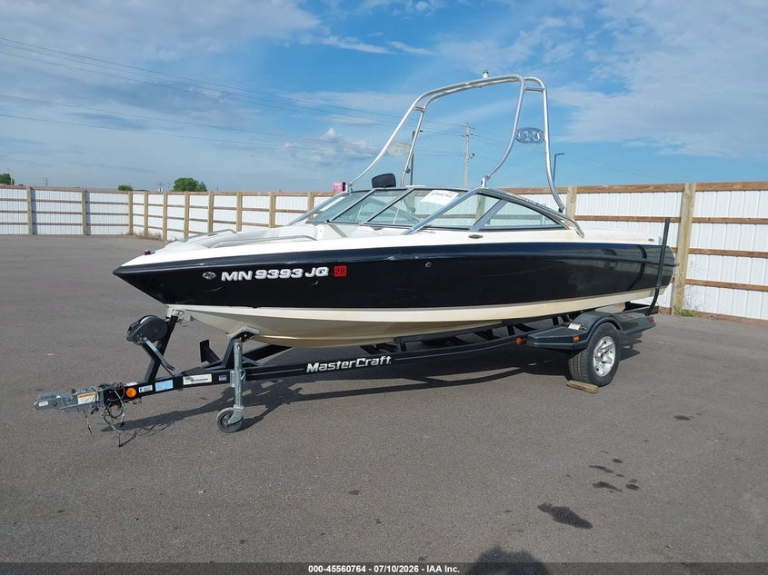 2003 MASTERCRAFT X-10 auction photo 2