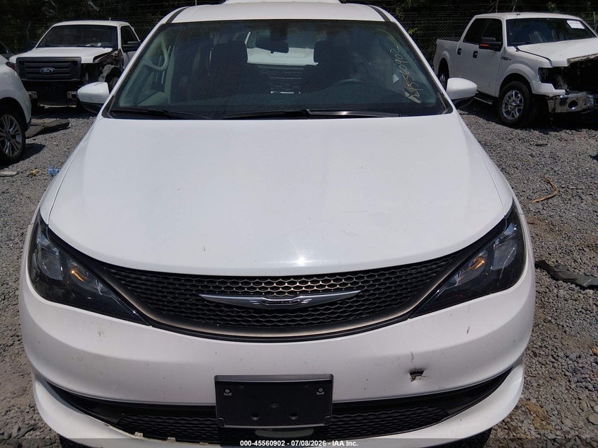 2022 Chrysler Voyager Lx VIN: 2C4RC1CG3NR230318 Lot: 45560902