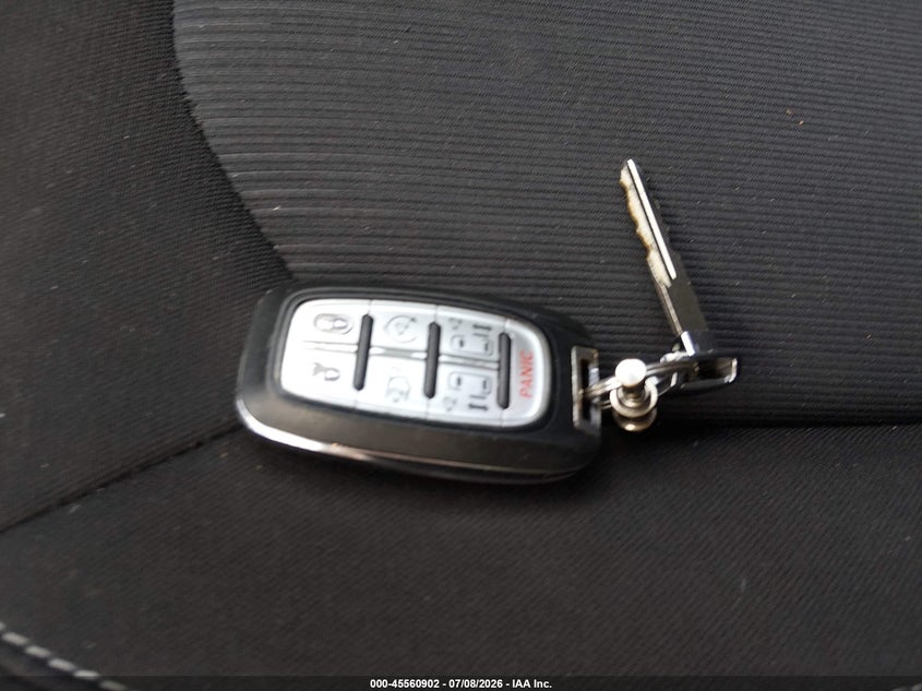 2022 Chrysler Voyager Lx VIN: 2C4RC1CG3NR230318 Lot: 45560902