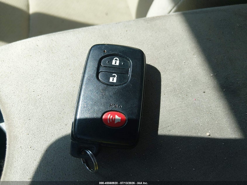 TOYOTA PRIUS - zdjęcie 11