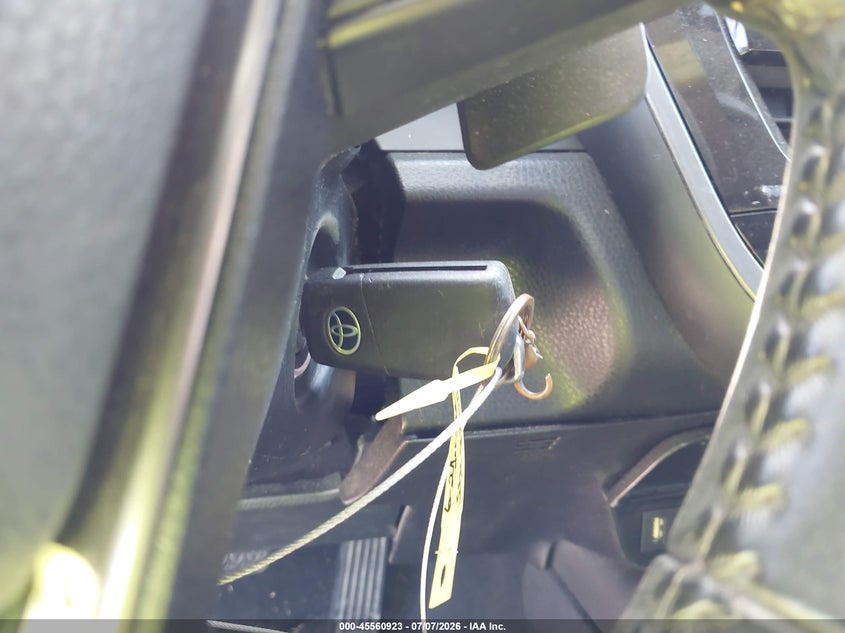 TOYOTA CAMRY 2021 VIN 4T1G11AK7MU405381