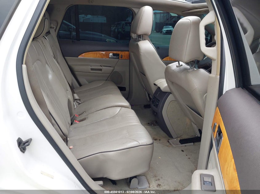 2011 Lincoln Mkx VIN: 2LMDJ8JK8BBJ27223 Lot: 45561013