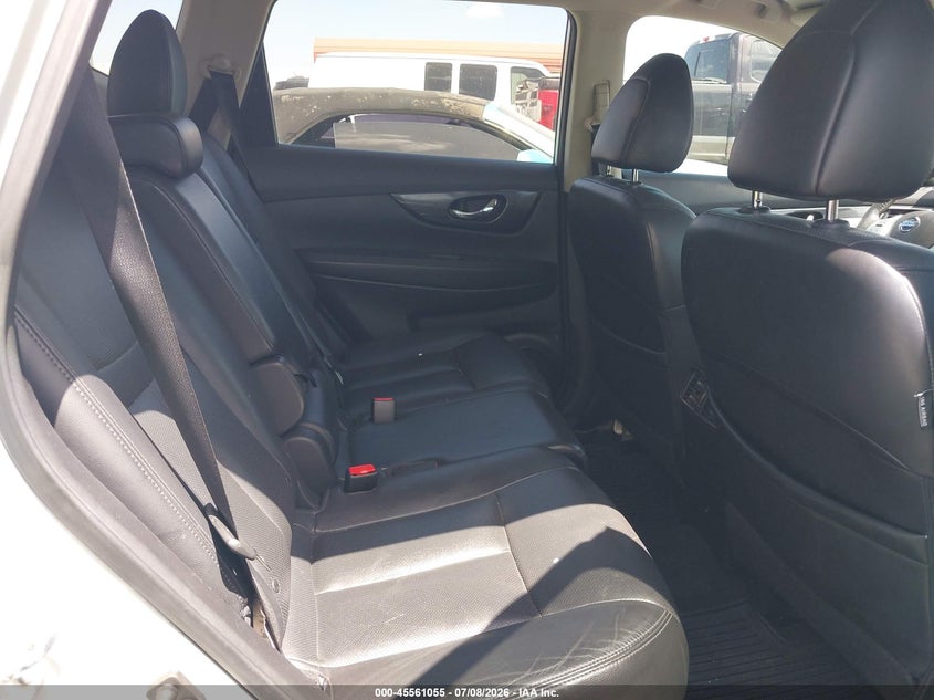 2015 NISSAN ROGUE auction photo 8