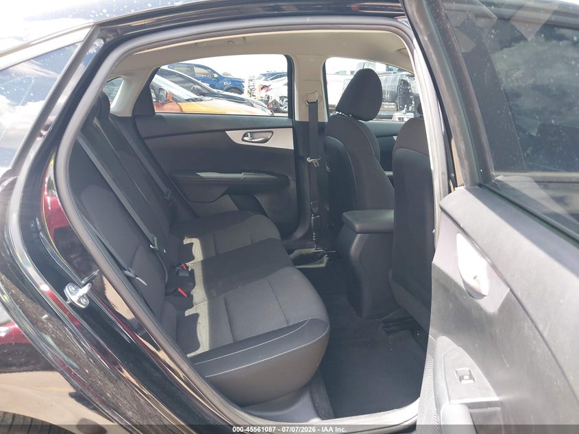 2024 KIA FORTE auction photo 8