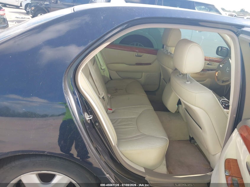 2003 LEXUS LS 430 auction photo 8