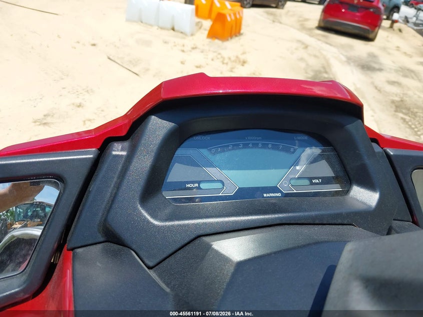2018 YAMAHA VX auction photo 7