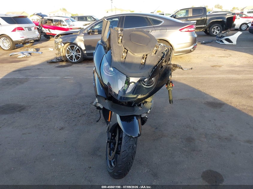2017 BMW K1600 auction photo 5