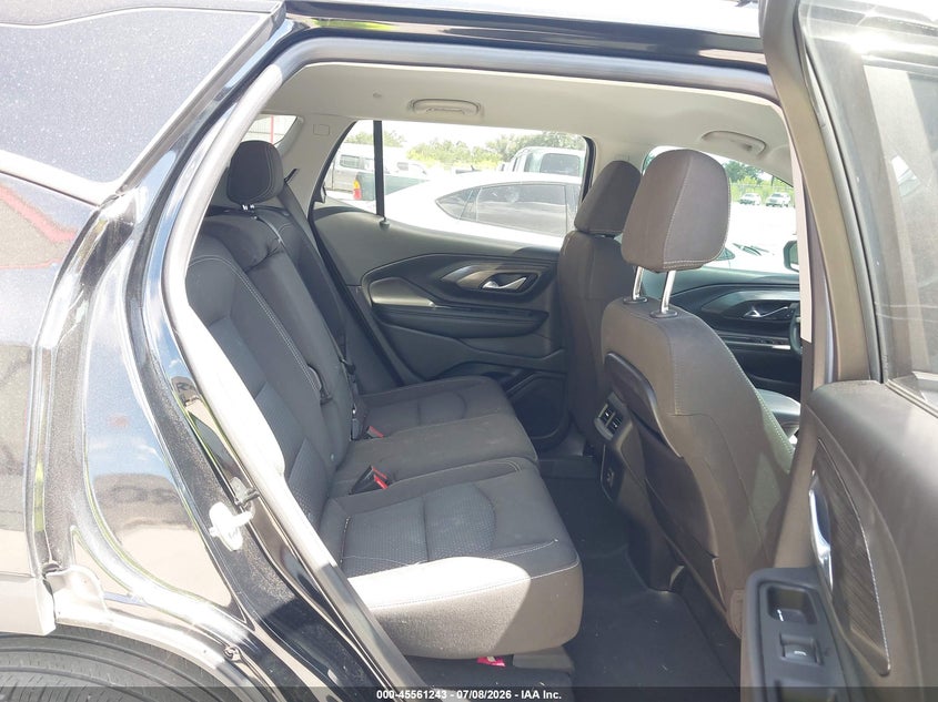 2023 GMC TERRAIN auction photo 8