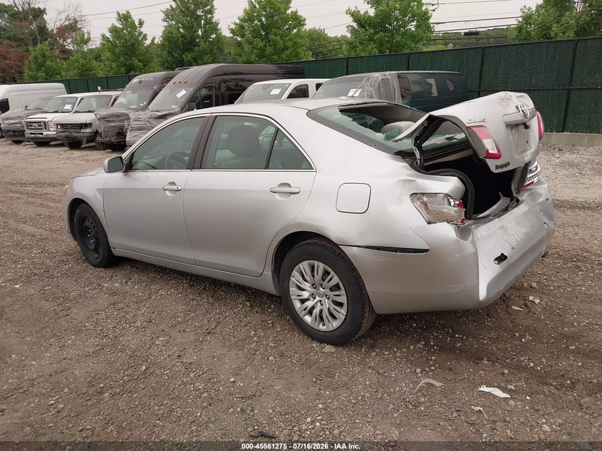2011 TOYOTA CAMRY auction photo 3