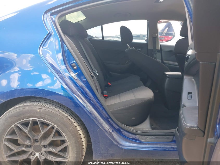 2018 KIA FORTE auction photo 8