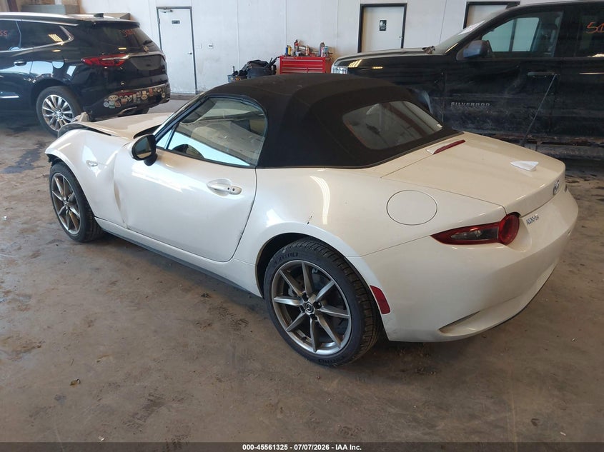 Vin: jm1ndad78n0506786, lot: 46059654, mazda mx-5 miata grand touring 20223