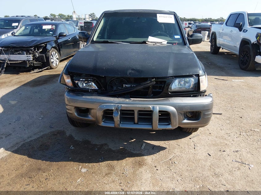 2002 Isuzu Rodeo Sport S 3.2L V6 Hard Top/S 3.2L V6 Soft Top VIN: 4S2CK57W024330641 Lot: 45561328