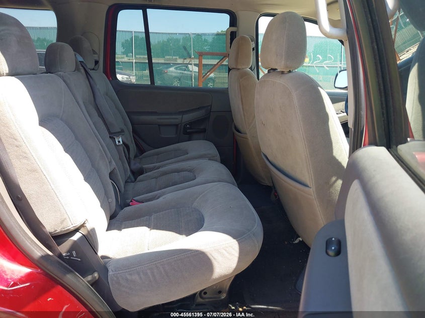 2005 FORD EXPLORER auction photo 8