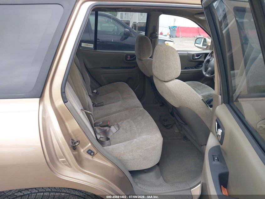 2004 HYUNDAI SANTA FE auction photo 8