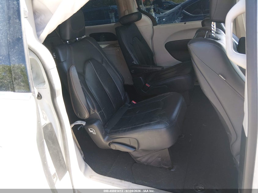 2018 CHRYSLER PACIFICA auction photo 8