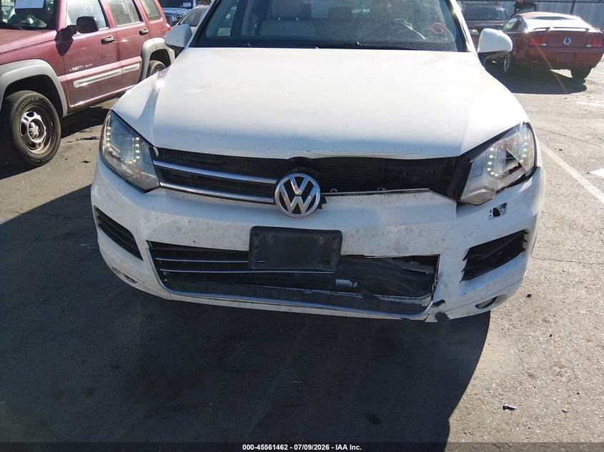 2011 Volkswagen Touareg Vr6 Lux VIN: WVGFF9BP8BD002495 Lot: 45561462