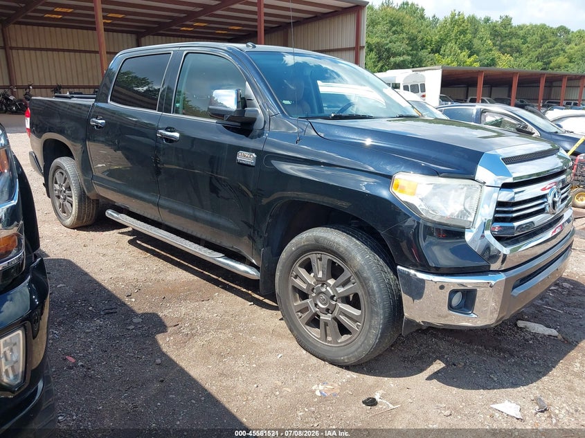 2017 TOYOTA TUNDRA auction photo 1