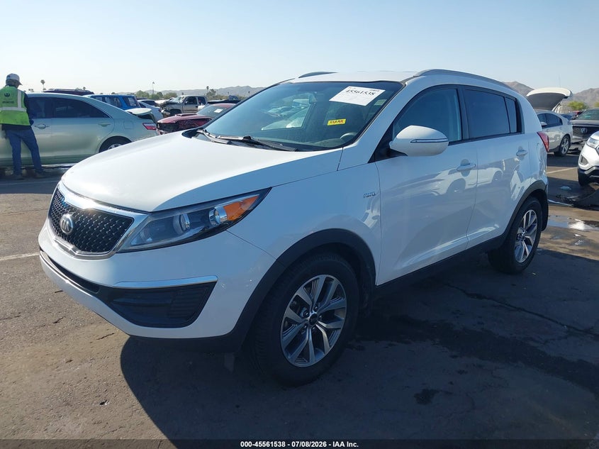 2014 Kia Sportage, Left Rear, IAAI, VIN KNDPBCAC1E7571028 — photo 2