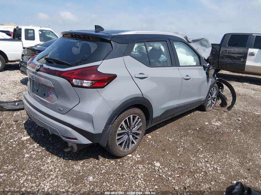 2022 NISSAN KICKS auction photo 4