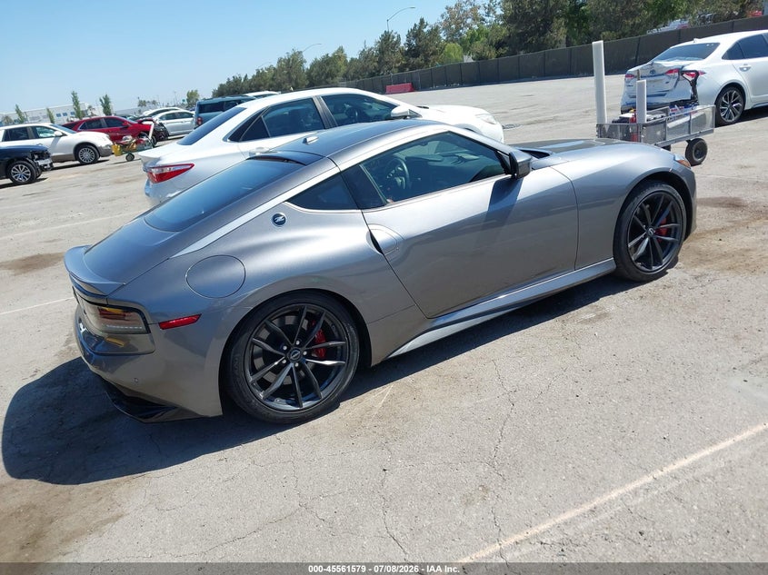 Vin: jn1bz4bh2rm365846, lot: 46059908, nissan z performance auto 20244