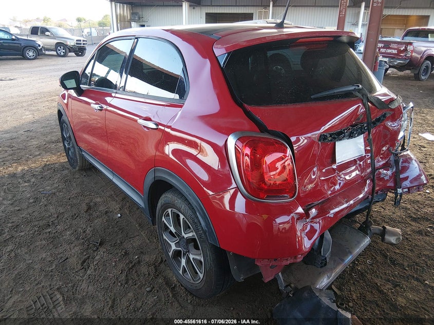 2016 FIAT 500X auction photo 3
