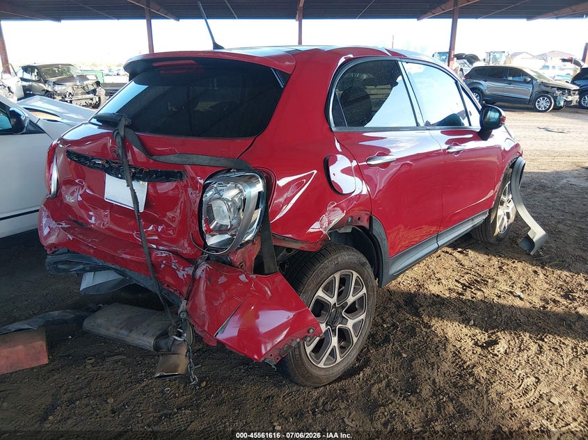 2016 FIAT 500X auction photo 4