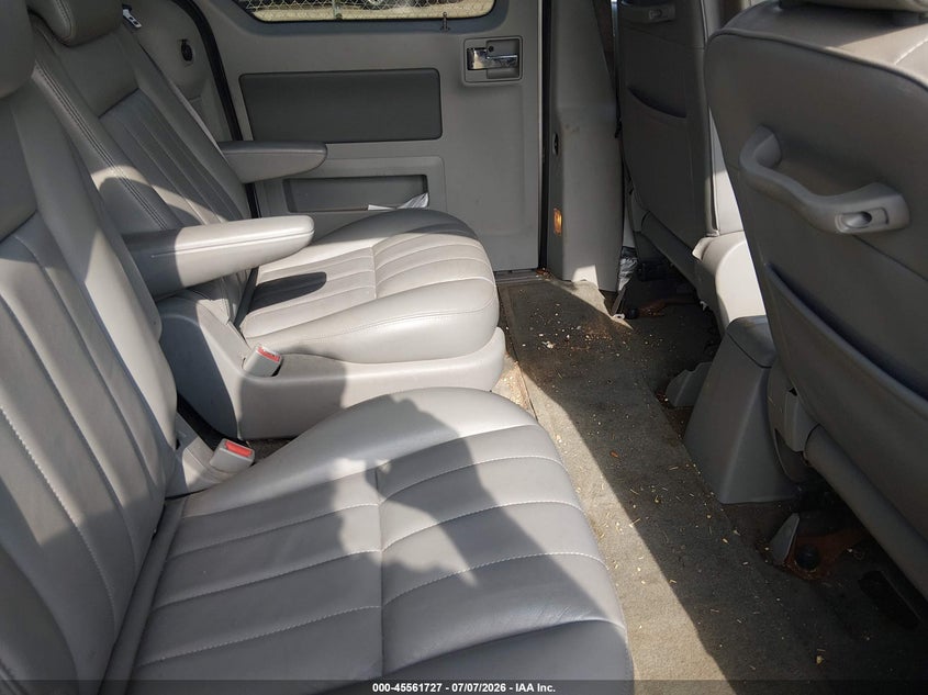 2004 MERCURY MONTEREY auction photo 8
