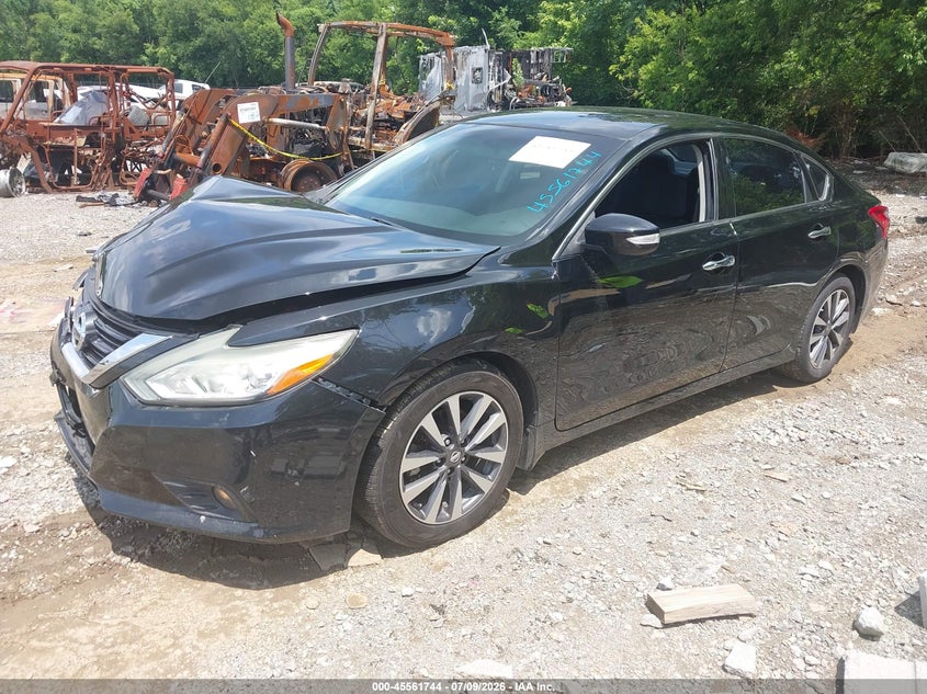 2017 NISSAN ALTIMA auction photo 2