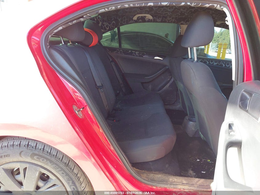2011 VOLKSWAGEN JETTA auction photo 8