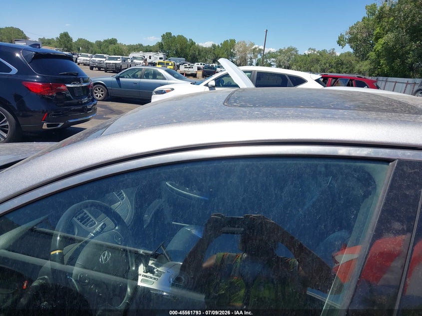2012 Hyundai Genesis 4.6 VIN: KMHGC4DF6CU172893 Lot: 45561793