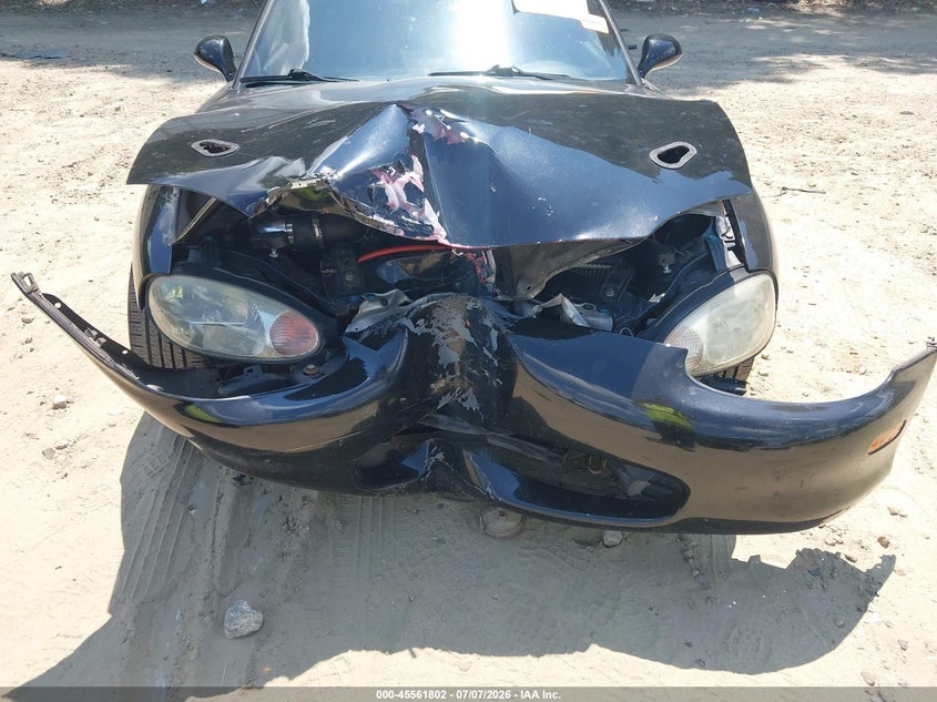 1999 Mazda Mx-5 Miata 10Th Anniversary Edition/Leather/Popular Equip/Sport/Touring VIN: JM1NB353XX0102405 Lot: 45561802
