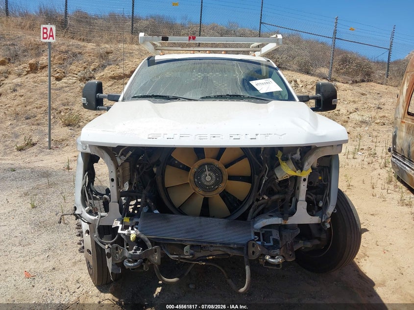 2017 Ford F-450 Chassis Lariat/Xl/Xlt VIN: 1FD0X4GT9HEC23179 Lot: 45561817