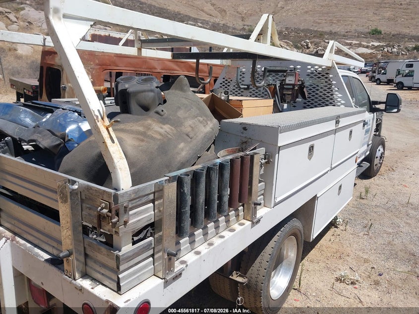 2017 FORD F-450 CHASSIS auction photo 4