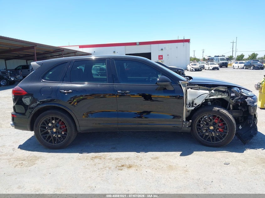 2017 Porsche Cayenne Platinum Edition VIN: WP1AA2A20HKA80606 Lot: 45561821