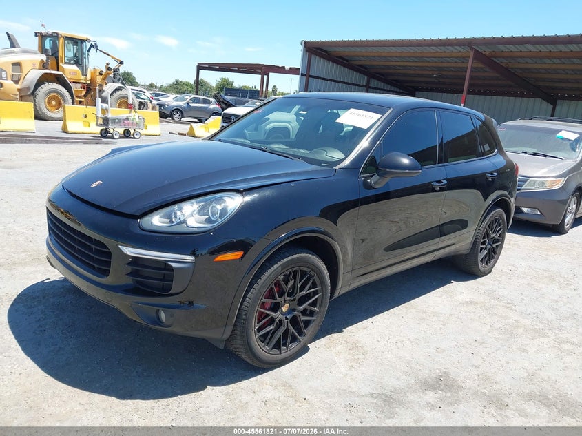 2017 Porsche Cayenne Platinum Edition VIN: WP1AA2A20HKA80606 Lot: 45561821