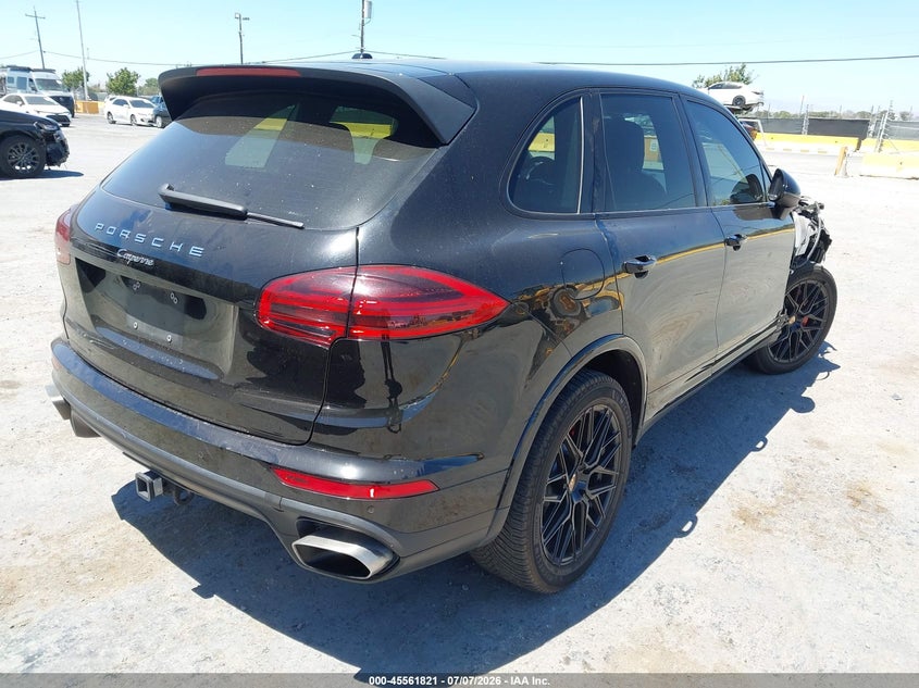 2017 Porsche Cayenne Platinum Edition VIN: WP1AA2A20HKA80606 Lot: 45561821