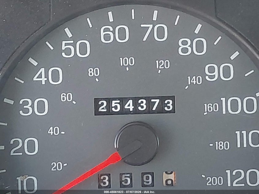 2003 Mercury Grand Marquis Ls VIN: 2MEFM75W63X702073 Lot: 45561823